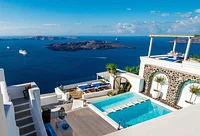 Photo of sandglass iconic santorini